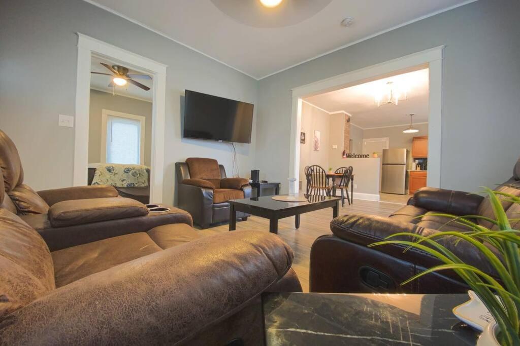 Apartment Quaint 3br 1 Bath Near Niagara Falls