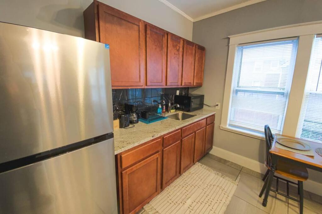 Apartment Quaint 3br 1 Bath Near